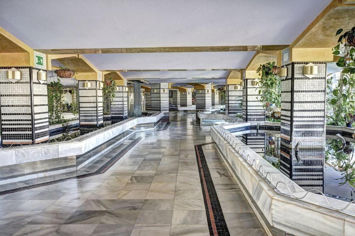 Benal Beach Suite Ii, Estudio Con Parque Acuatico Y Vistas Al Mar. Benalmádena Kültér fotó