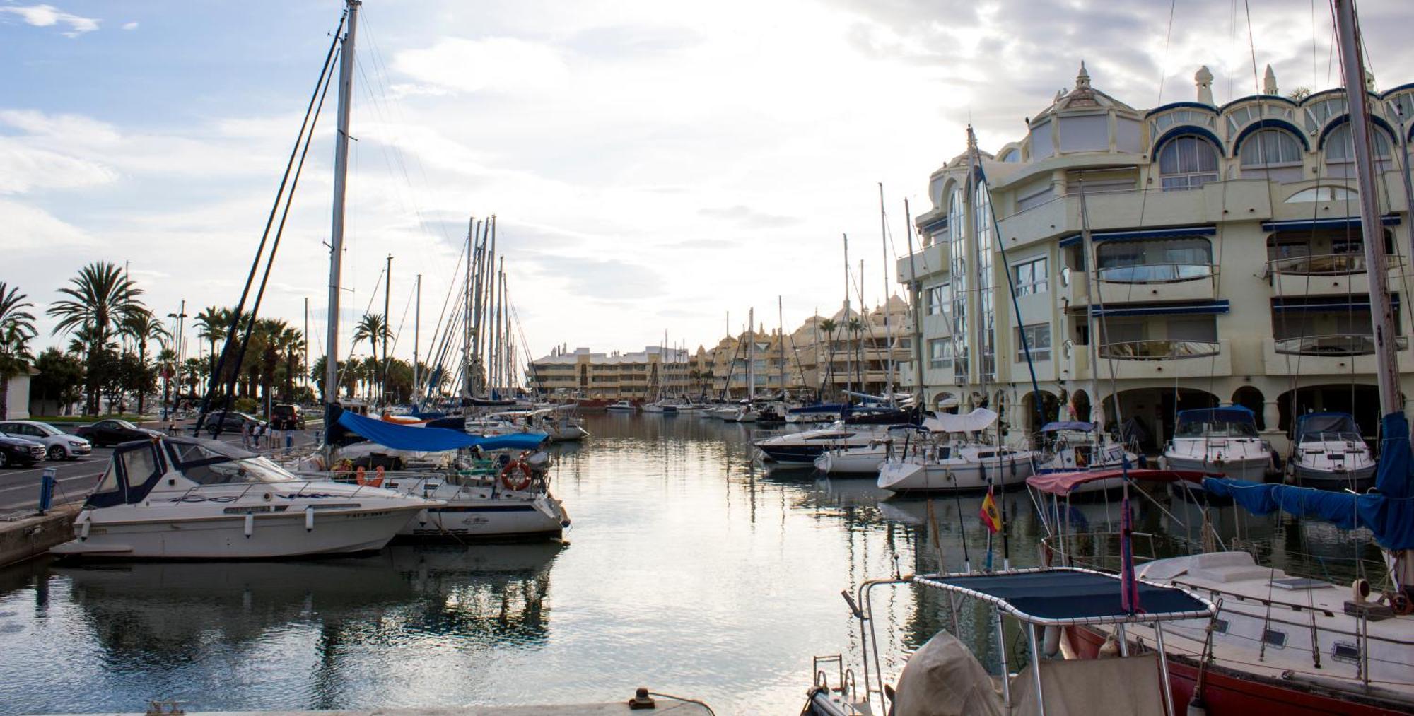 Benal Beach Suite Ii, Estudio Con Parque Acuatico Y Vistas Al Mar. Benalmádena Kültér fotó