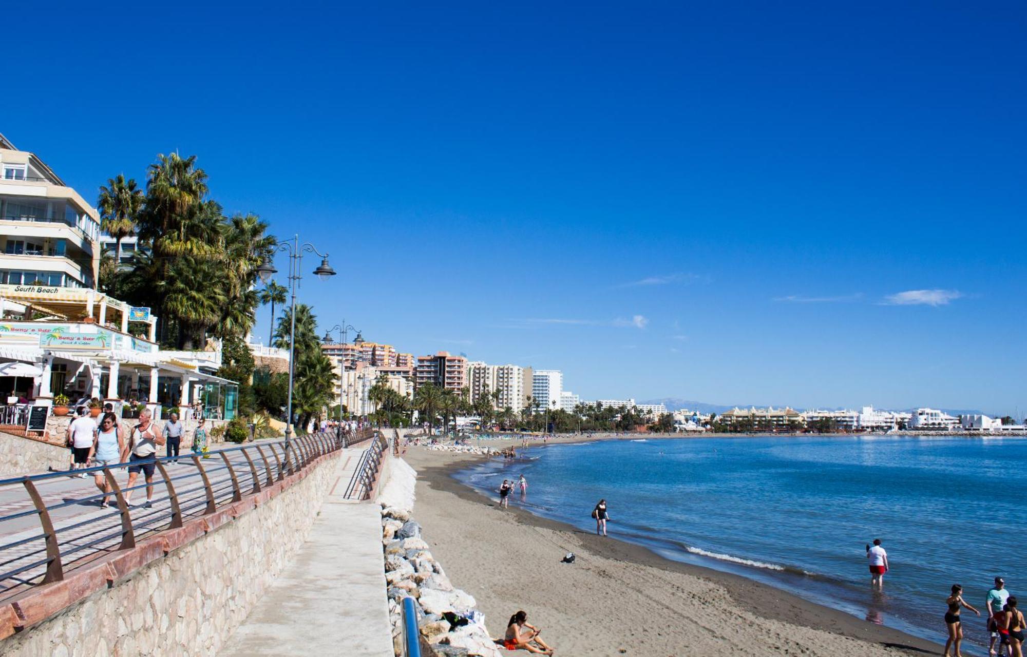 Benal Beach Suite Ii, Estudio Con Parque Acuatico Y Vistas Al Mar. Benalmádena Kültér fotó