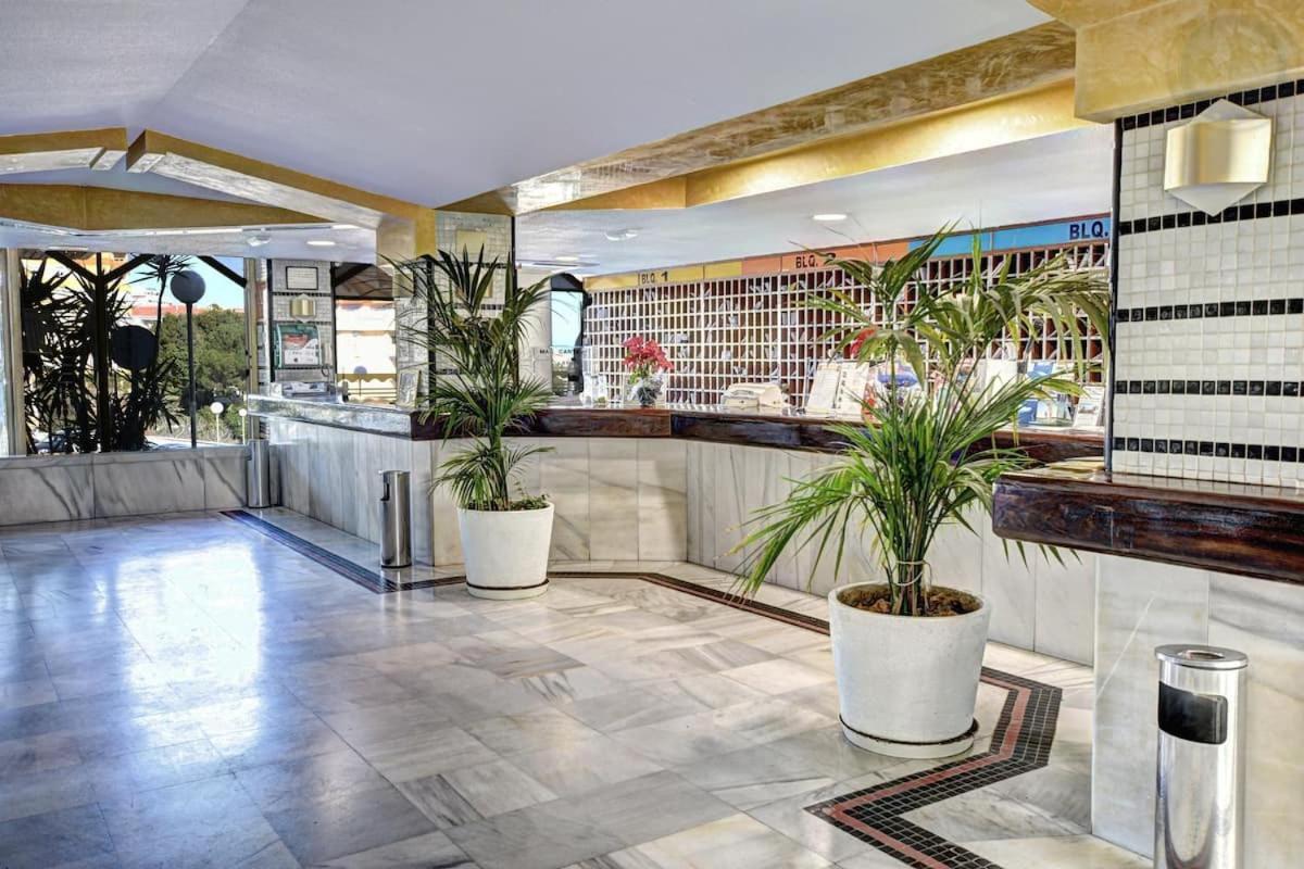 Benal Beach Suite Ii, Estudio Con Parque Acuatico Y Vistas Al Mar. Benalmádena Kültér fotó