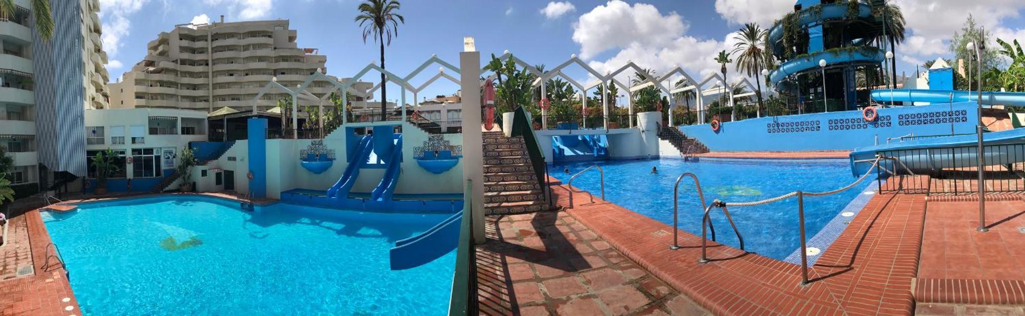 Benal Beach Suite Ii, Estudio Con Parque Acuatico Y Vistas Al Mar. Benalmádena Kültér fotó